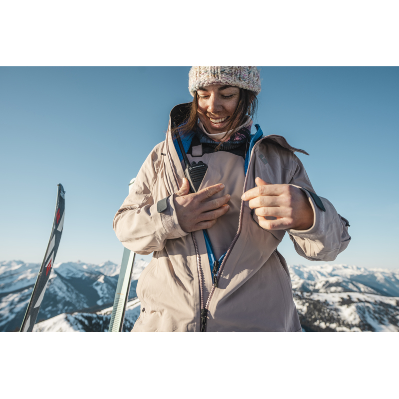 スノーボード Black Diamond W's Front Point Bibs Gear Review: Women's Black Diamond Front Point Bibs